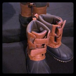 Boy 5T 6T GAP BOOTS